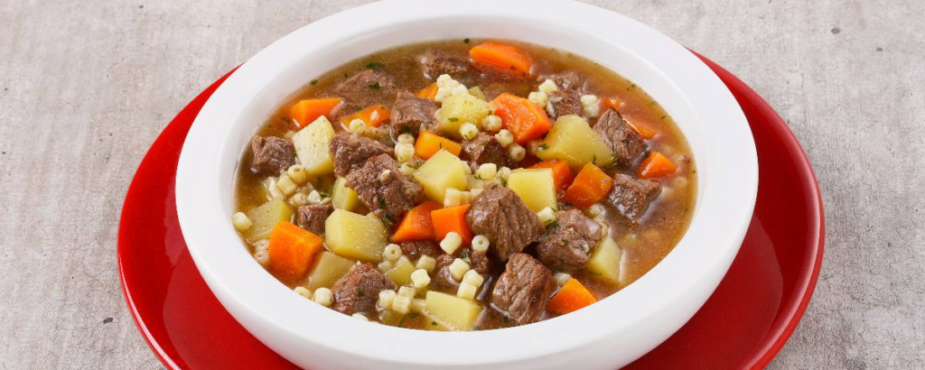 6 Deliciosas Recetas de Sopa de Carne para Saborear en Cualquier Época del Año
