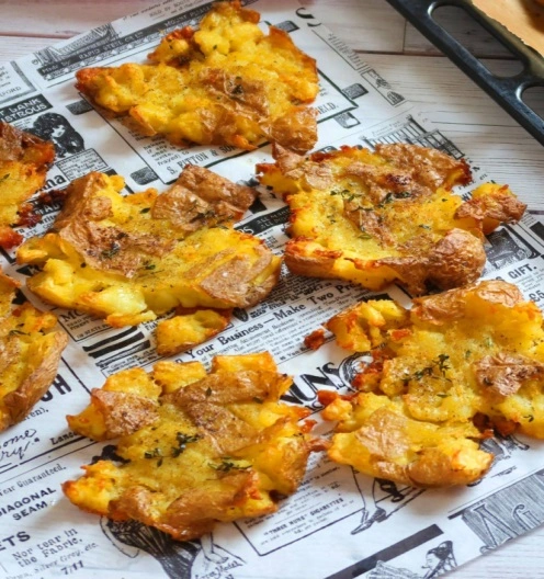 Patatas con Ajo y Tomillo: Un Acompañamiento Delicioso y Aromático